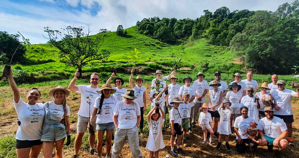 Rainforest Rescue & The Enviro Co. - Tree Planting at Tranquility (Nov2021)