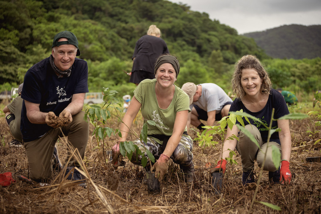 2022 NightWings Community Tree Planting, image credit Silvia Di Domenicanton