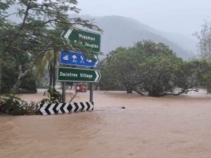 Flooding near Crossroads Cafe 18 Dec 2023- By David White (Solar Whisper)